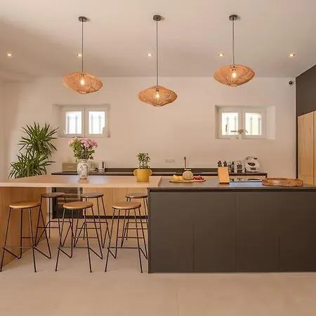 Βίλα 4 Etoiles, 300m2, 700 M Plage, 5 Min Du Centre Saint-Raphaël